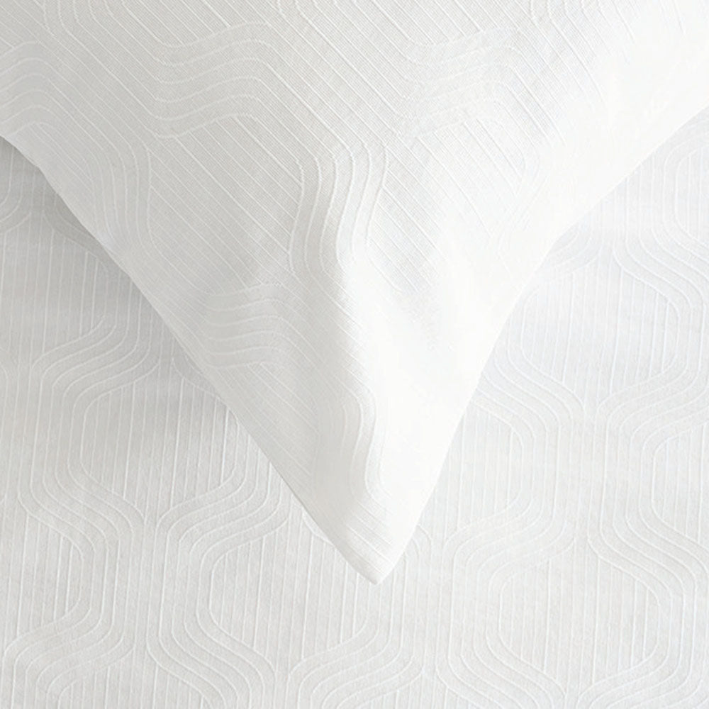 Ogee Jacquard Quilt Cover Set - White