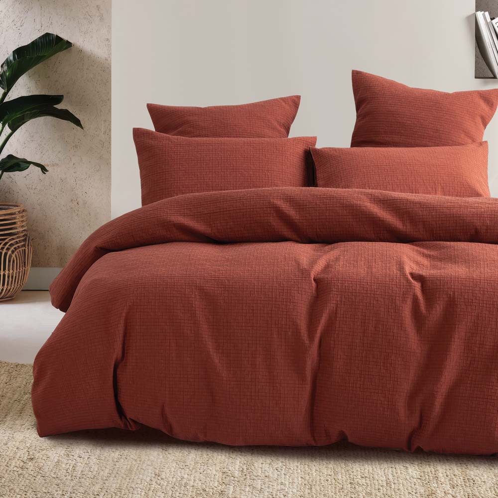 Trellis Jacquard Quilt Cover Set - Brick
