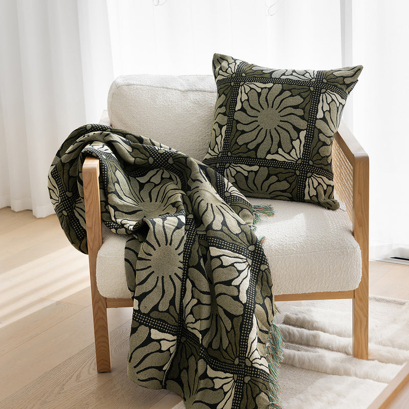 Zinnia Throw Blanket - Moss