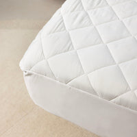 Villa Basic Fully Fitted Mattress Protector