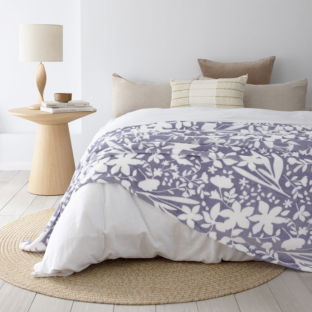 Liv Ultraplush Blanket - Blue